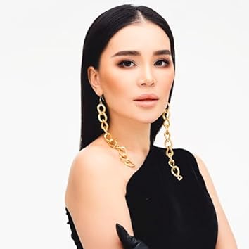 Сексуалды қыздар жылайды Сексуалды қыздар жылайды